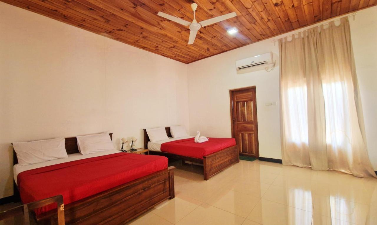 Italian Guest Hotel Trincomalee Kültér fotó